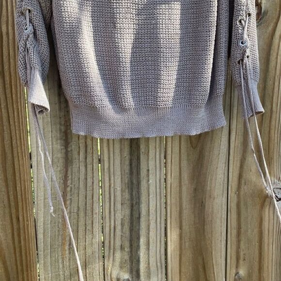 Tale 50% OFF- Miley+Molly Knit Women's Sweater, Size-L - Picture 6 of 8